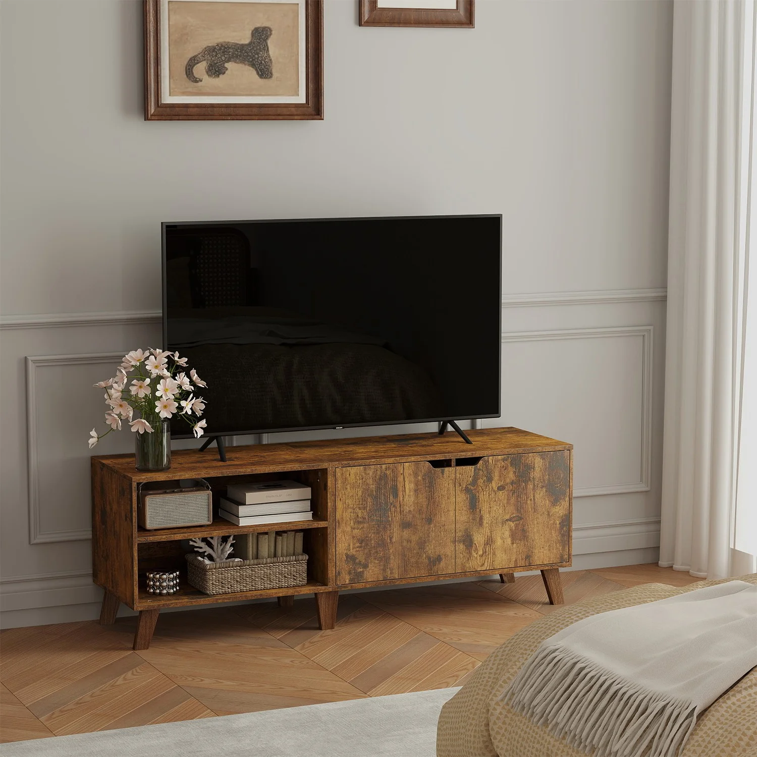 TV Cabinet with 2 Doors
